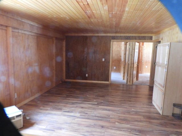 7861 N Bass Lake Road, Elk Twp, MI 49644