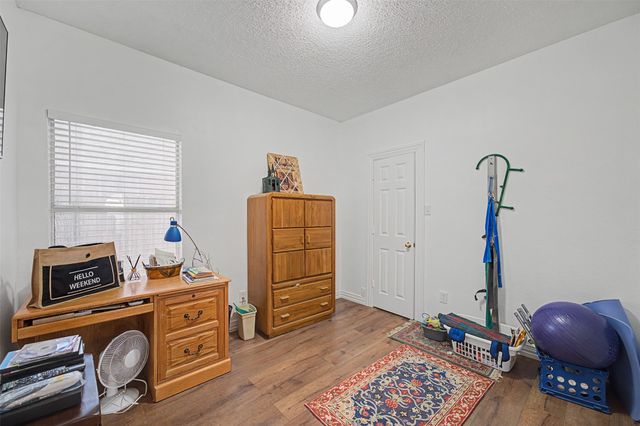 1109 Pierce Arrow Drive, Arlington, TX 76001