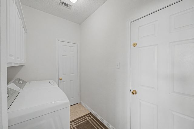 1109 Pierce Arrow Drive, Arlington, TX 76001