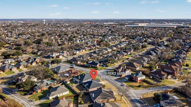 1109 Pierce Arrow Drive, Arlington, TX 76001