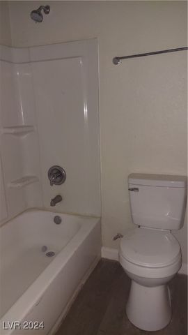 5116 Gray Lane G, Las Vegas, NV 89119