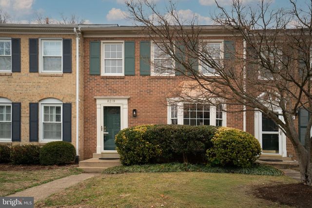 8219 DOCTOR CRAIK CT, Alexandria, VA 22306