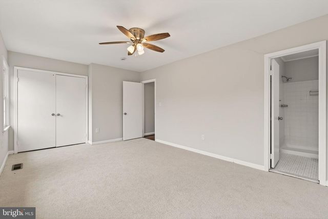 8219 DOCTOR CRAIK CT, Alexandria, VA 22306