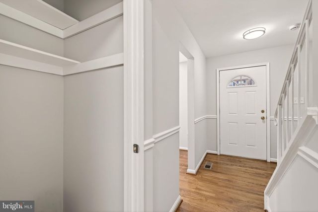 8219 DOCTOR CRAIK CT, Alexandria, VA 22306