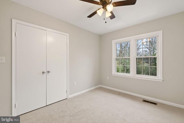 8219 DOCTOR CRAIK CT, Alexandria, VA 22306