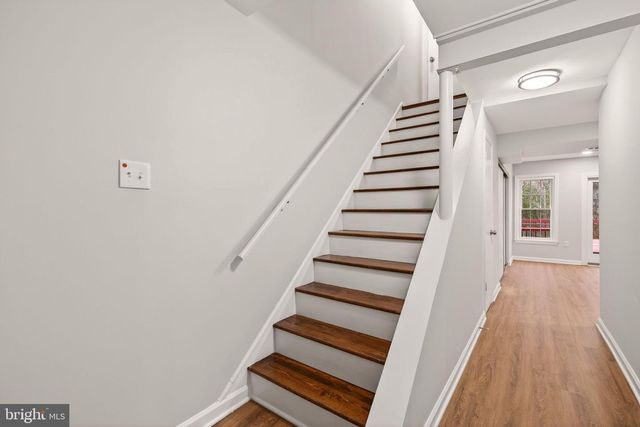 8219 DOCTOR CRAIK CT, Alexandria, VA 22306