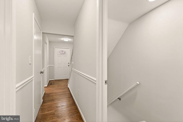 8219 DOCTOR CRAIK CT, Alexandria, VA 22306