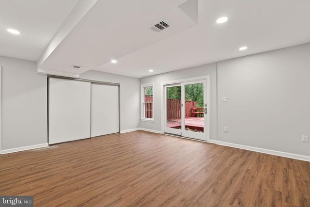 8219 DOCTOR CRAIK CT, Alexandria, VA 22306