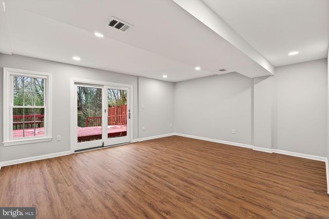 8219 DOCTOR CRAIK CT, Alexandria, VA 22306