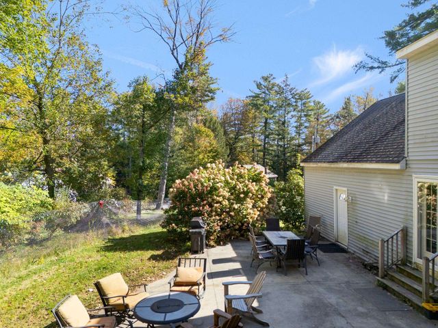 115 Country Hill, Brattleboro, VT 05301