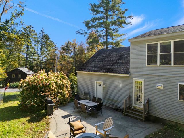 115 Country Hill, Brattleboro, VT 05301