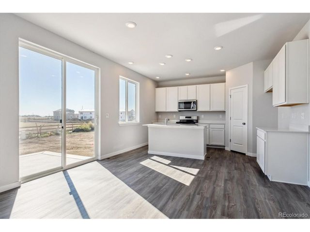 5656 Ranch St, Mead, CO 80504