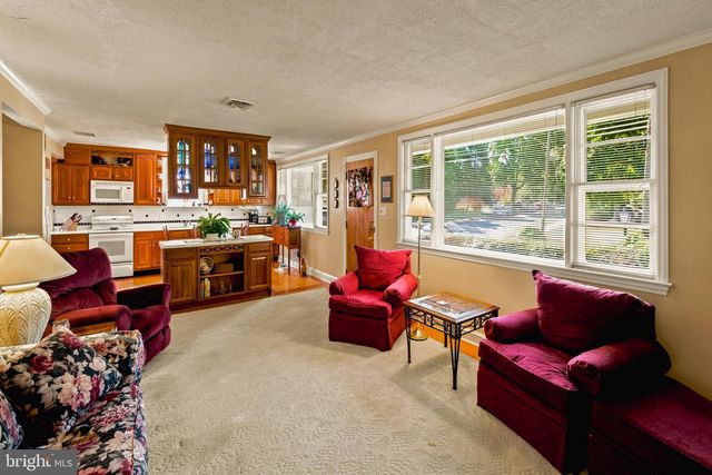 229 W KINGS HWY, Audubon, NJ 08106