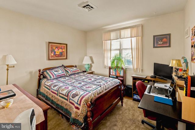 229 W KINGS HWY, Audubon, NJ 08106