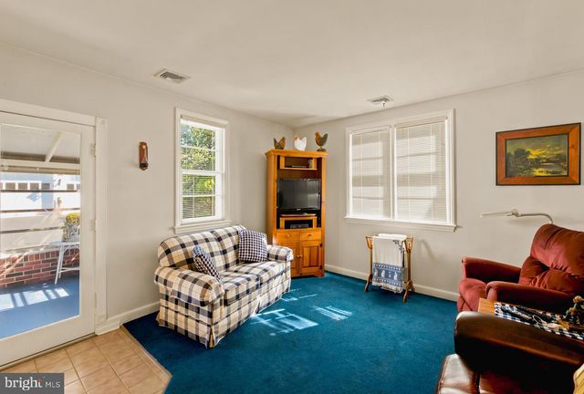 229 W KINGS HWY, Audubon, NJ 08106