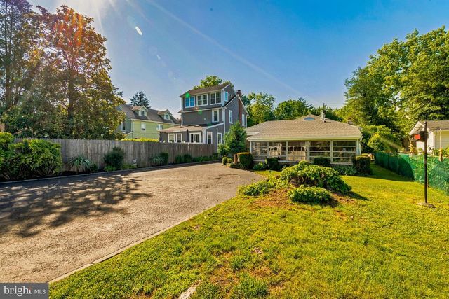 229 W KINGS HWY, Audubon, NJ 08106