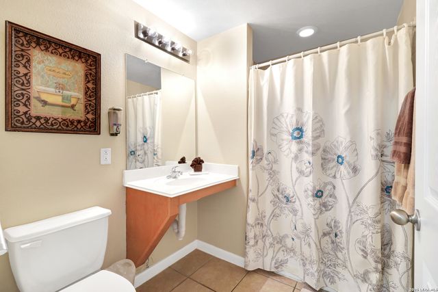 6160 Eckhert Rd Apt 1721, San Antonio, TX 78240
