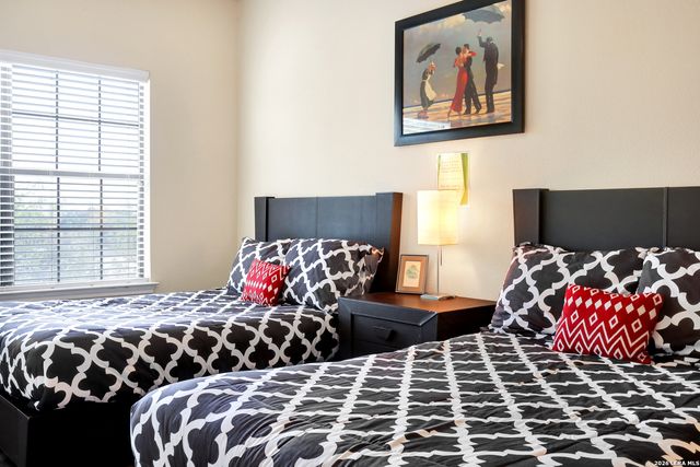 6160 Eckhert Rd Apt 1721, San Antonio, TX 78240