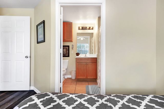 6160 Eckhert Rd Apt 1721, San Antonio, TX 78240