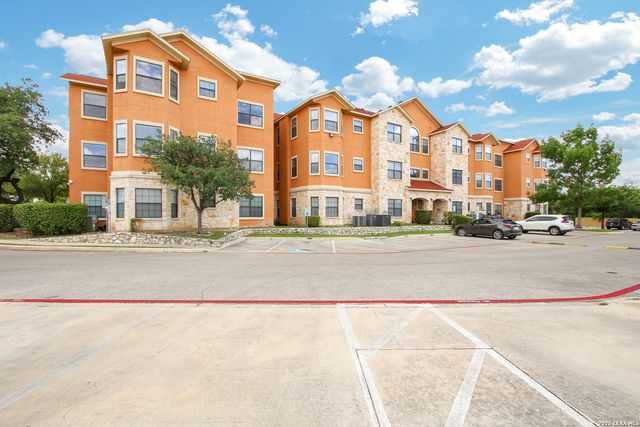 6160 Eckhert Rd Apt 1721, San Antonio, TX 78240