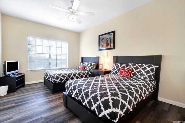 6160 Eckhert Rd Apt 1721, San Antonio, TX 78240