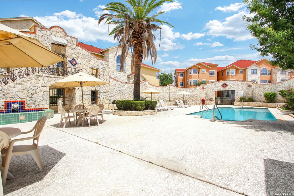 6160 Eckhert Rd Apt 1721, San Antonio, TX 78240