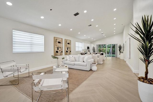 13642 Breton Lane, Delray Beach, FL 33446