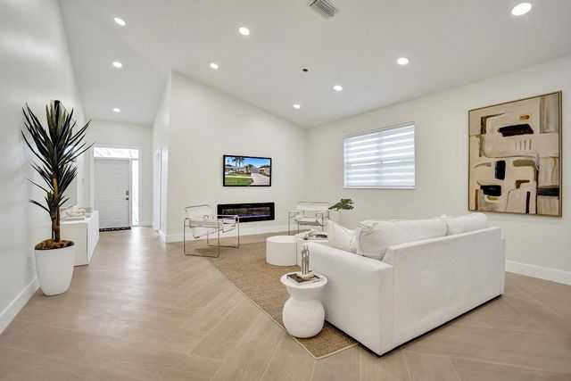 13642 Breton Lane, Delray Beach, FL 33446