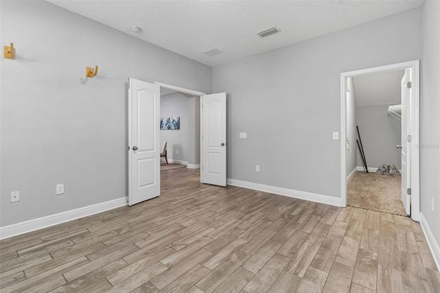1216 E GIDDENS AVE, Tampa, FL 33603