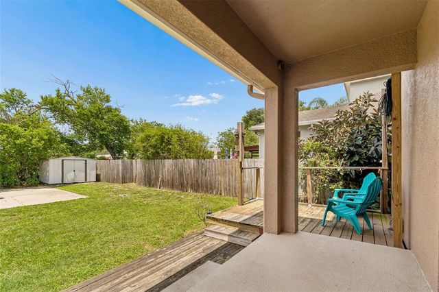 1216 E GIDDENS AVE, Tampa, FL 33603