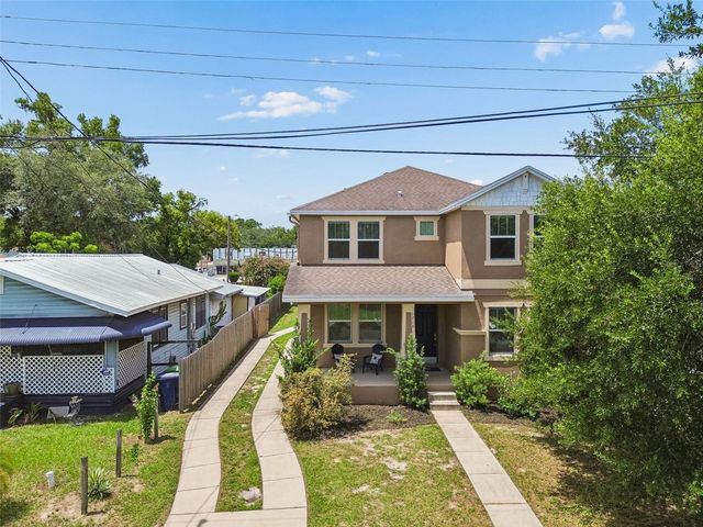1216 E GIDDENS AVE, Tampa, FL 33603