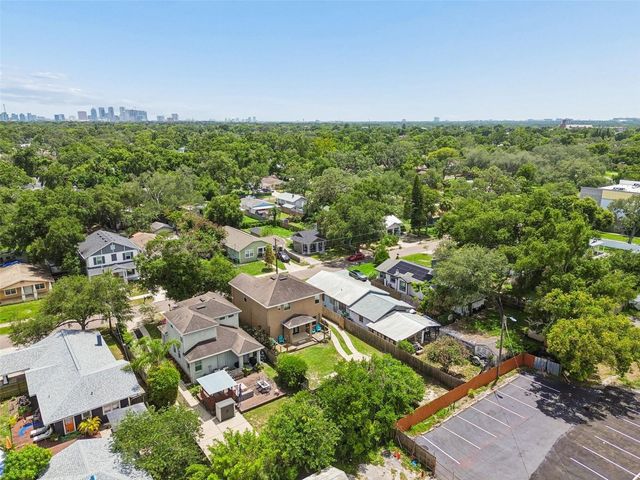 1216 E GIDDENS AVE, Tampa, FL 33603