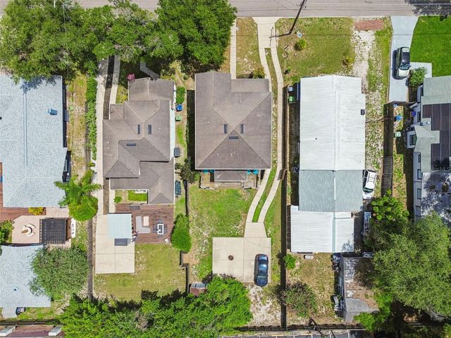 1216 E GIDDENS AVE, Tampa, FL 33603