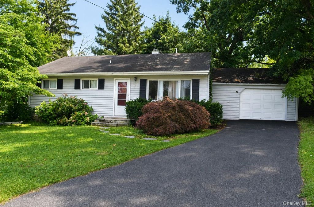 14 Perry Road, Cornwall, NY 12518