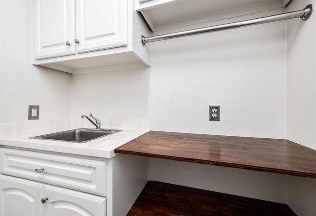 3323 Louvre Lane, Houston, TX 77082