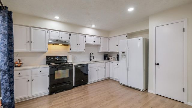19414 Lazy Valley Drive, Katy, TX 77449