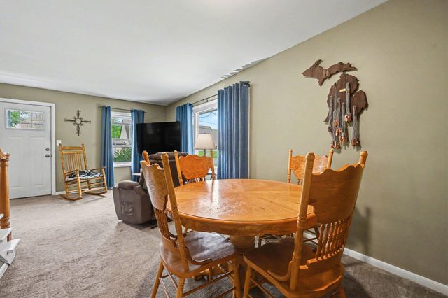 1520 N 26th Street, Comstock Twp, MI 49048