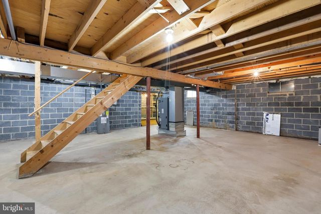 26 TALL TIMBER LN, Burlington, NJ 08016