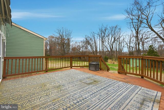 26 TALL TIMBER LN, Burlington, NJ 08016