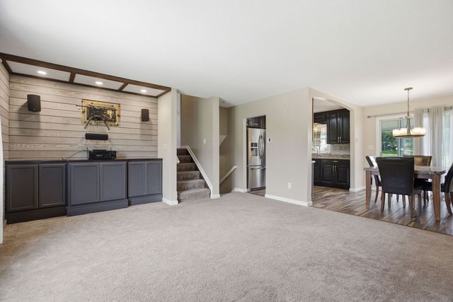 40 Linden Rd, North Strabane, PA 15317