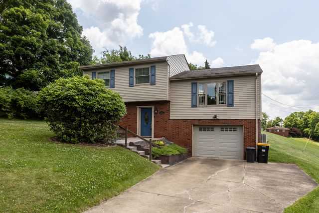 40 Linden Rd, North Strabane, PA 15317