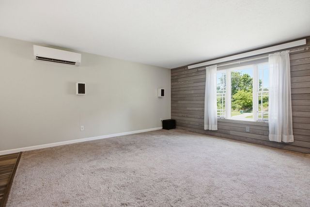 40 Linden Rd, North Strabane, PA 15317