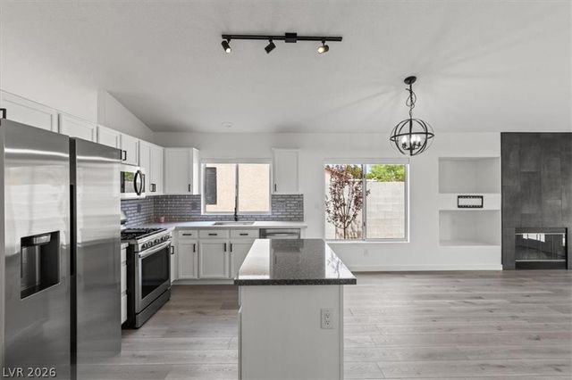 5212 Fall Meadows Avenue, Las Vegas, NV 89130