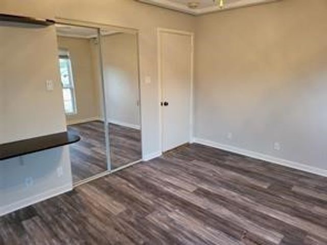 5728 Rockhill Road, Fort Worth, TX 76112