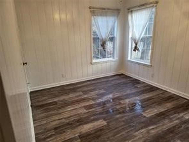 5728 Rockhill Road, Fort Worth, TX 76112