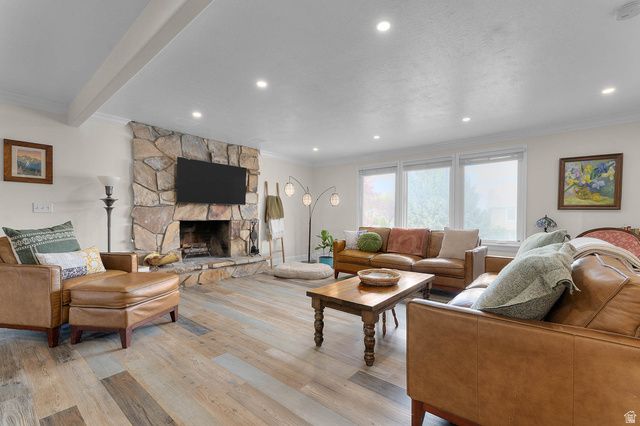 1758 E ABBEDALE LN, Sandy, UT 84092