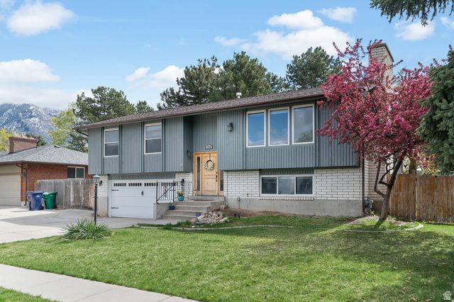 1758 E ABBEDALE LN, Sandy, UT 84092
