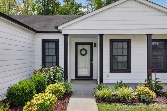 10957 Dry Stone Drive, Huntersville, NC 28078