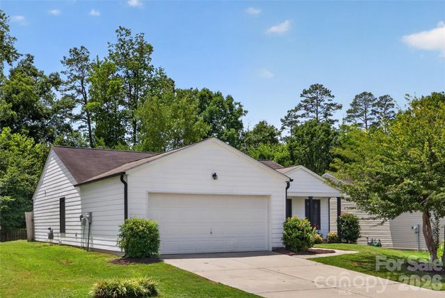 10957 Dry Stone Drive, Huntersville, NC 28078