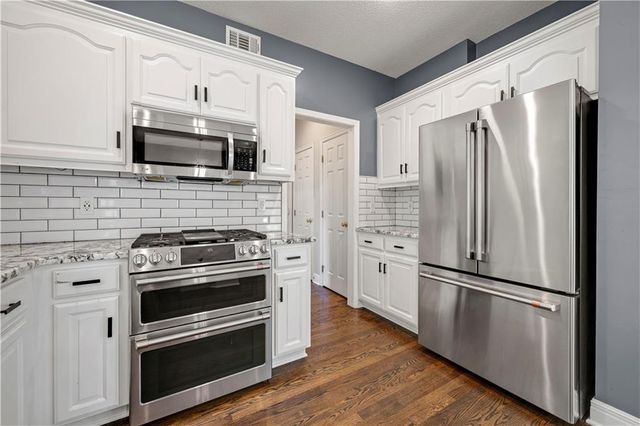 14714 Conser Street, Overland Park, KS 66223